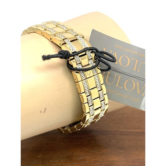 Bulova Women's Watch 98X119 Quartz Crystal Accent Mother of Pearl Dial Gold 32mm - Picture 9 of 13